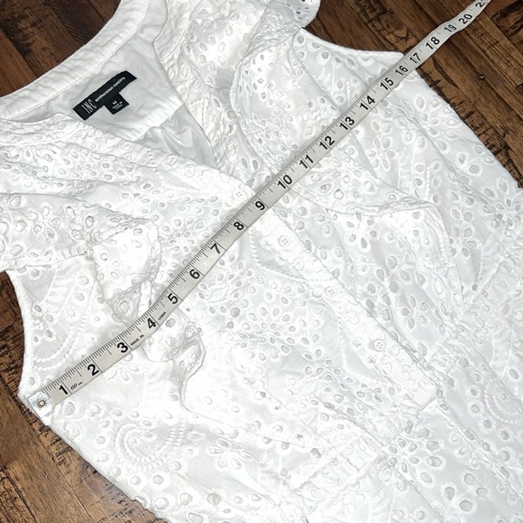 INC white eyelet romper shorts
with stretch waist button front ruffle details M - Picture 6 of 13